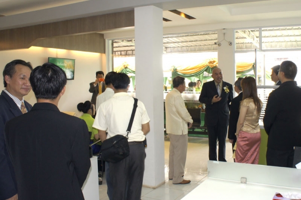 mahathuen-leasing-grand-opening-053684A05C-454A-C699-E3E0-E2BEE1E88366.jpg